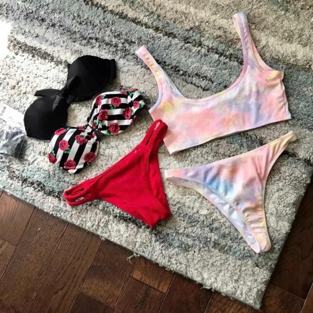 XS/S bikini bundle! - Picture 2 of 2